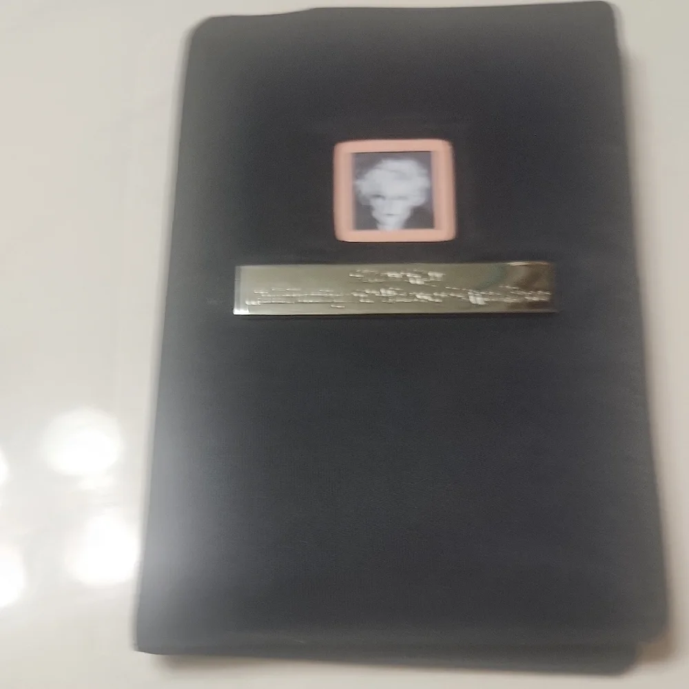 Mary Kay Sleek Black Lipstick Holder and Portfolio